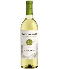 WOODBRIDGE WHITE SAUVIGNON BLANC 750ML