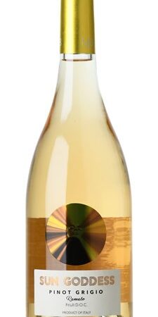 SUN GODDESS WHITE PINOT GRIGIO 750ML